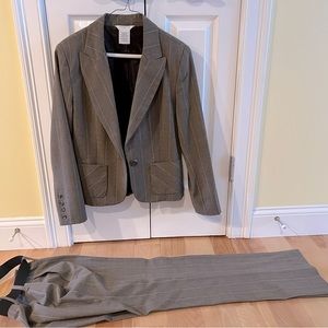 Women’s Brown Plaid Pant Suit